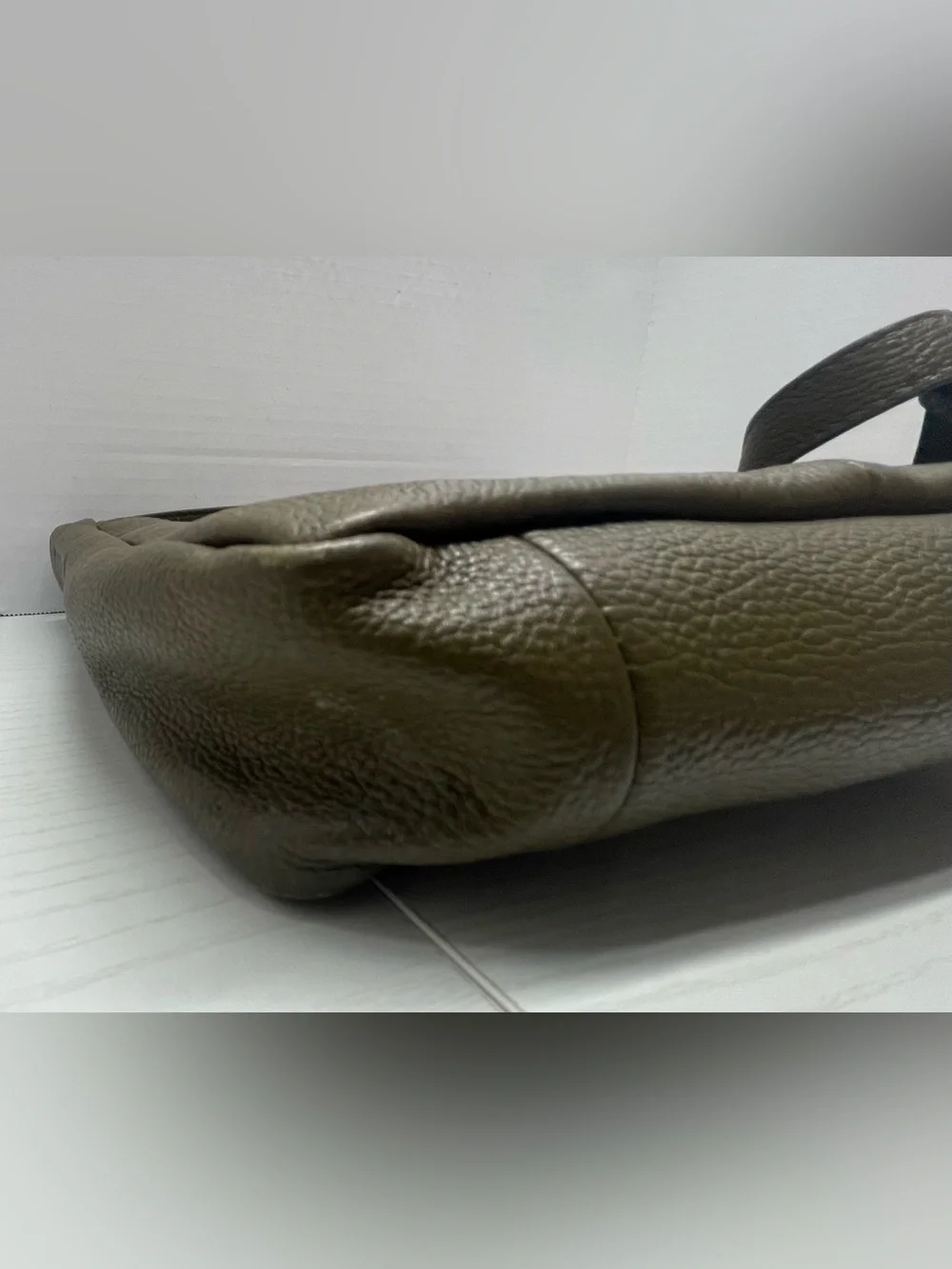 VINCE CAMUTO “Miles” Leather Crossbody Bag - Olive Green